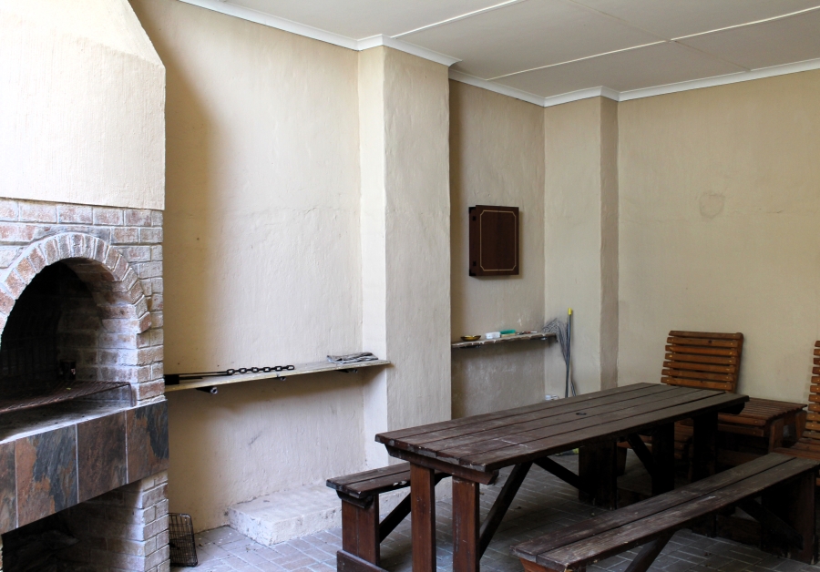 7 Bedroom Property for Sale in West Bank Eastern Cape